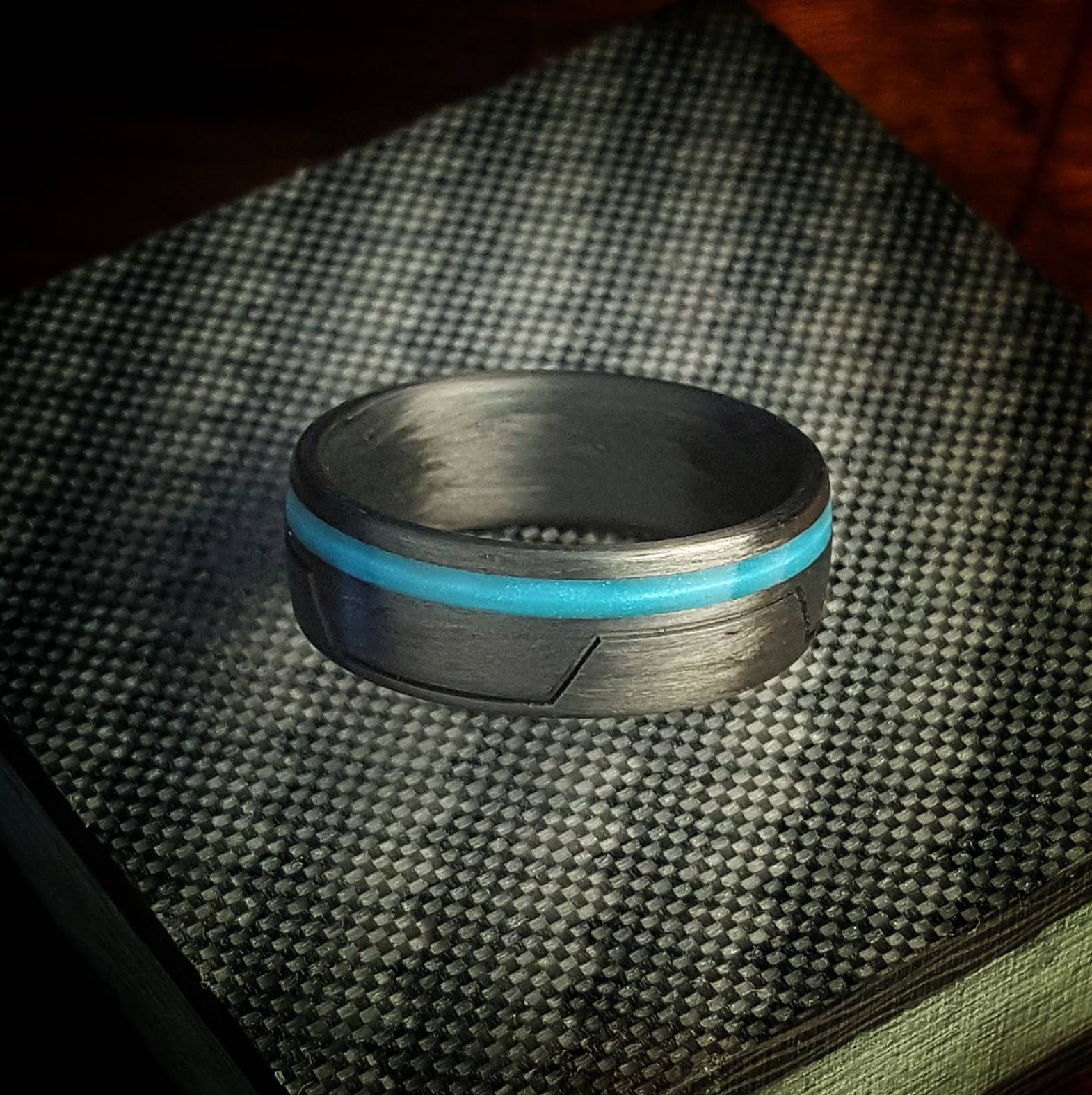 Light Cycle, 7mm wide, Carbon Fiber Ring.